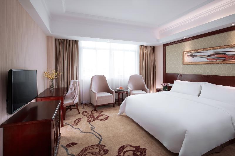 Vienna International Hotel Shanghai Pudong Huinan Exterior photo
