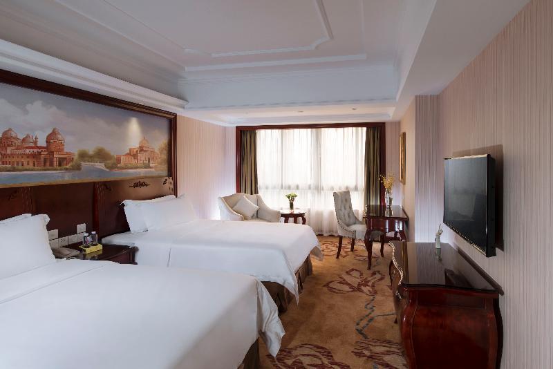 Vienna International Hotel Shanghai Pudong Huinan Exterior photo