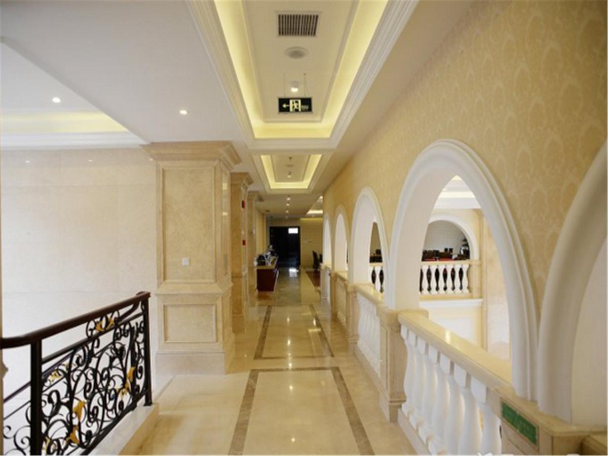 Vienna International Hotel Shanghai Pudong Huinan Exterior photo